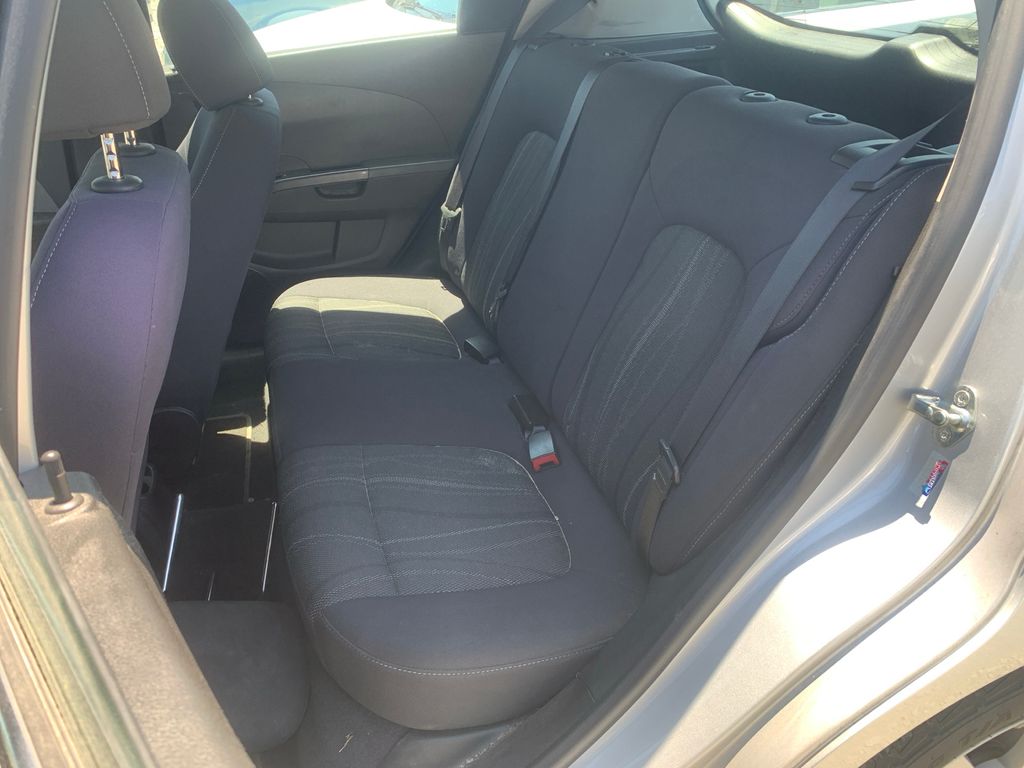 2012 Chevrolet Sonic 8