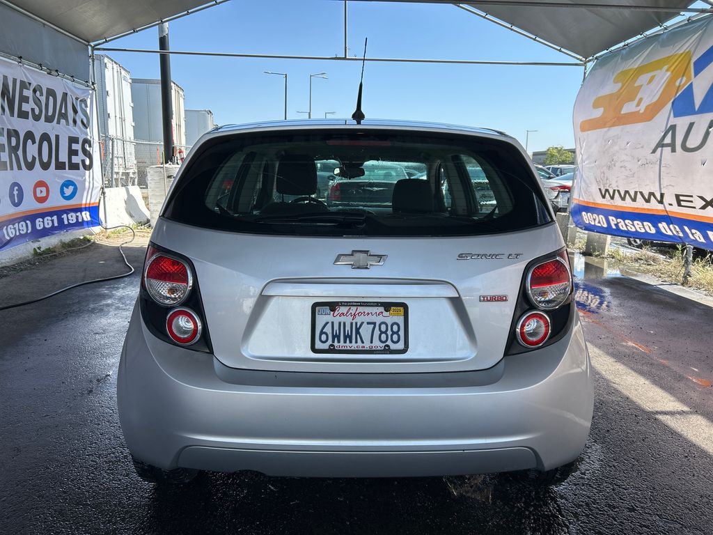 2012 Chevrolet Sonic 6