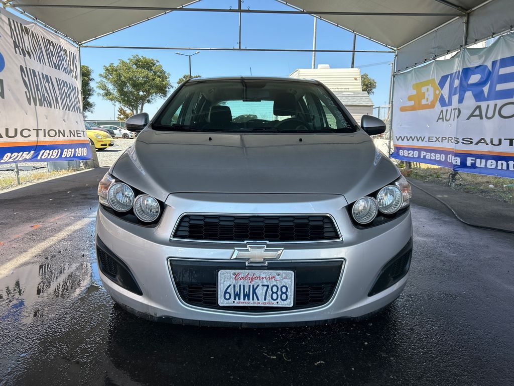 2012 Chevrolet Sonic 5