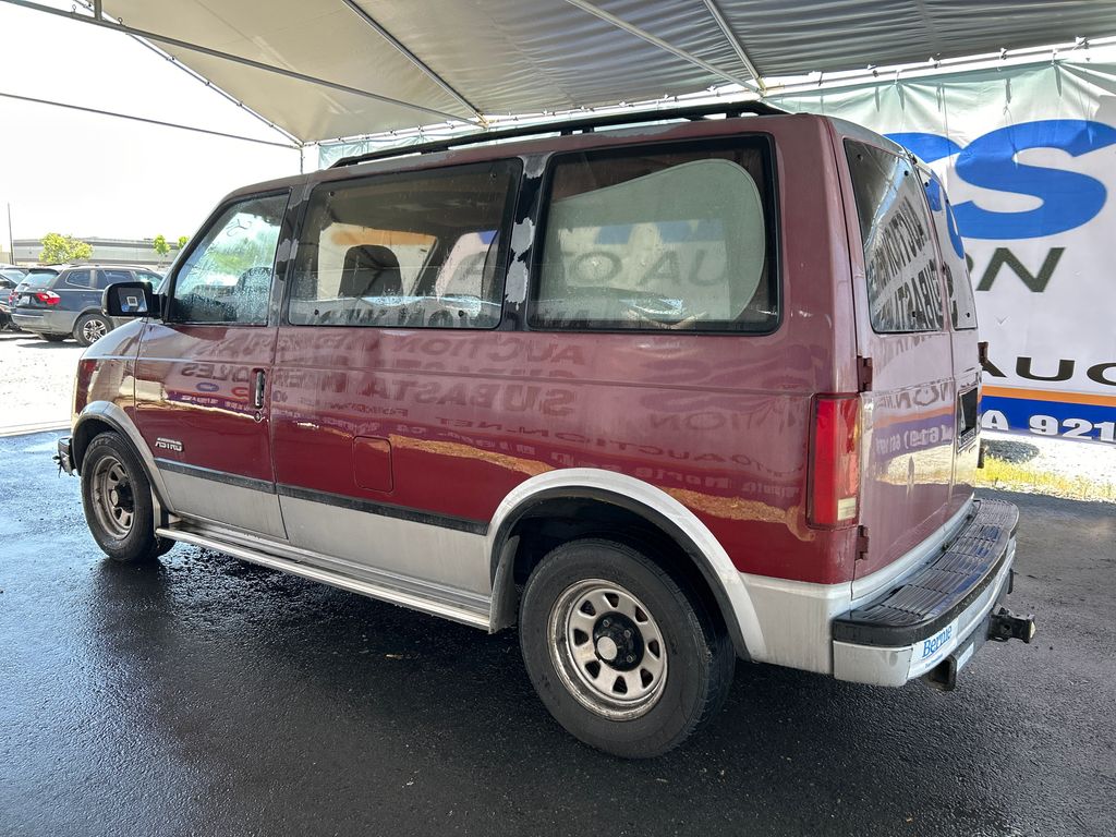 1989 Chevrolet Astro Vans 2