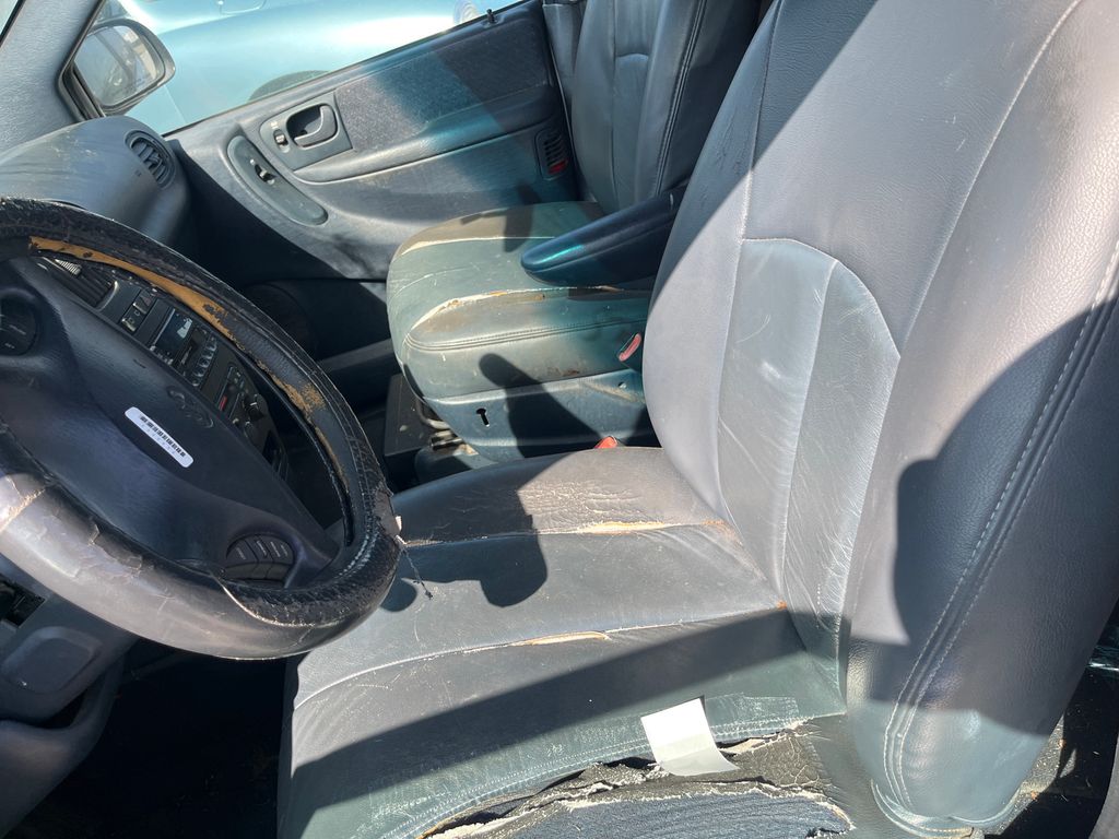 2001 Dodge Grand Caravan 7