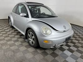 2001 VOLKSWAGEN New Beetle