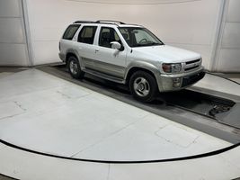 1999 Infiniti QX4