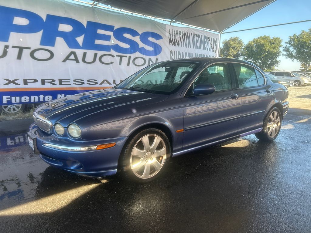 2004 Jaguar X-Type 1