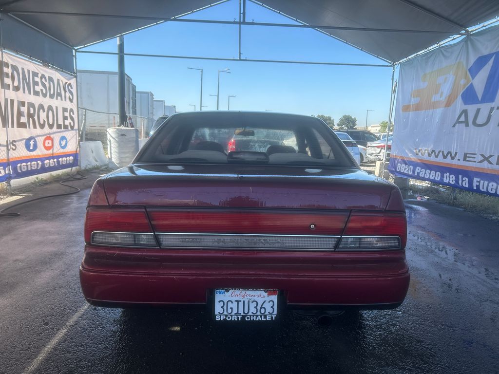 1994 NISSAN MAXIMA 6