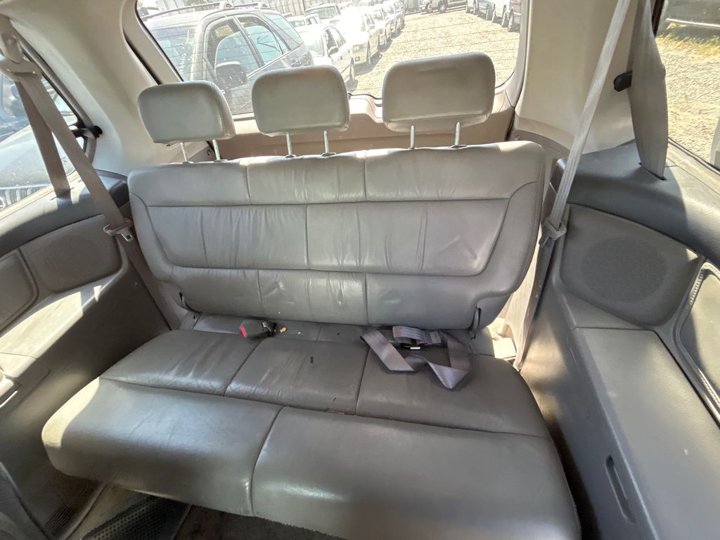 2003 Honda Odyssey 11