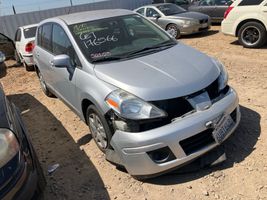 2011 NISSAN Versa