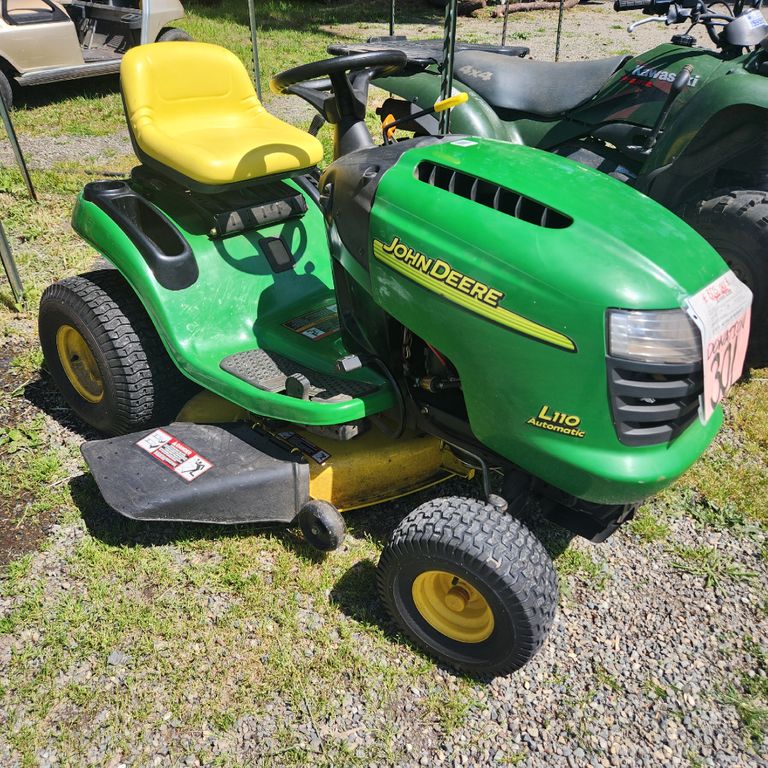 2008 John Deere L110A 1