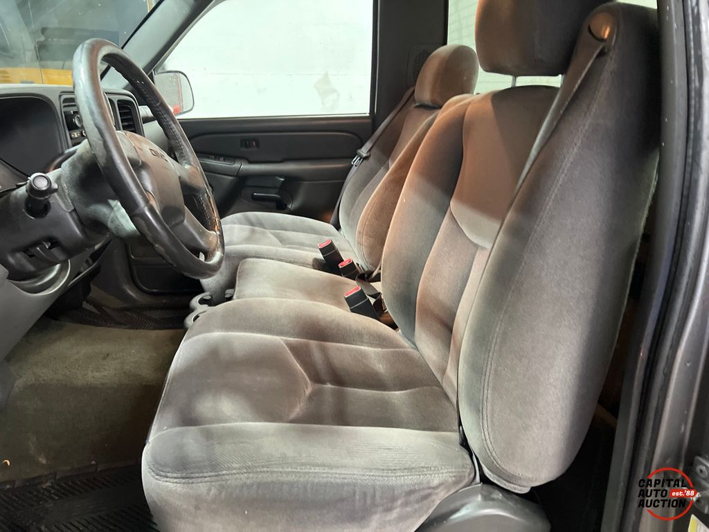 2007 GMC SIERRA 1500 CLSC 7