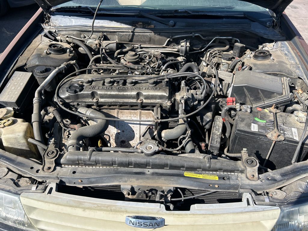 1997 NISSAN Altima 9