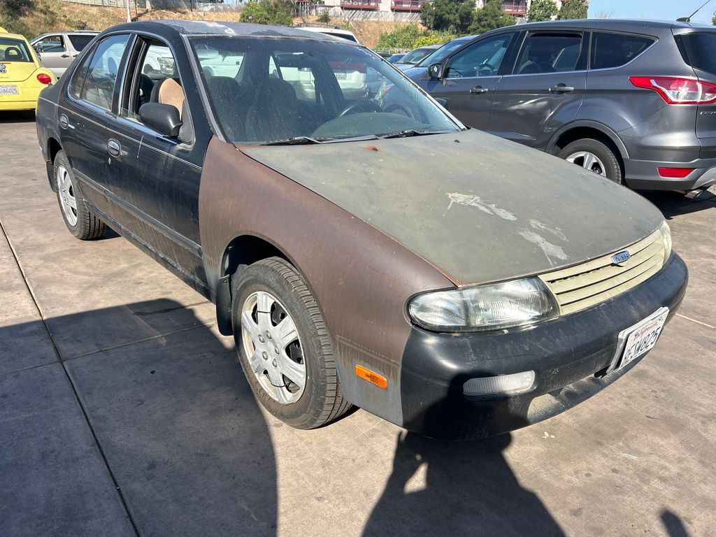 1997 NISSAN Altima 0