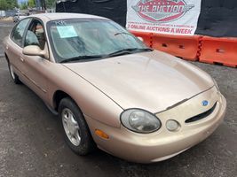 1996 Ford Taurus