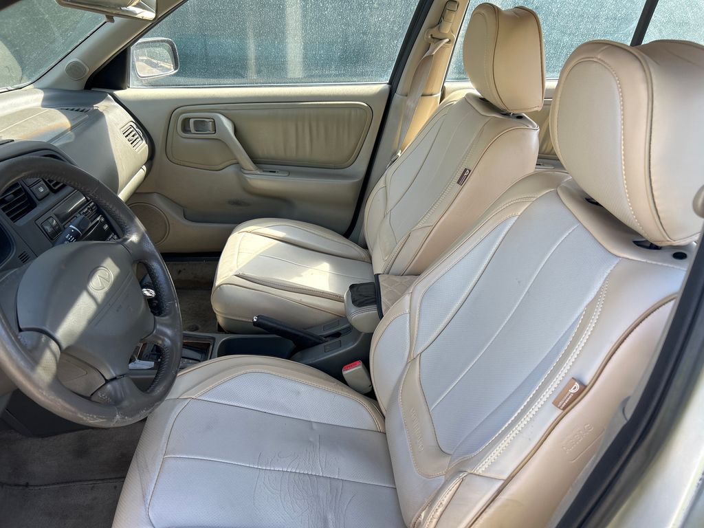 2002 Infiniti G20 7