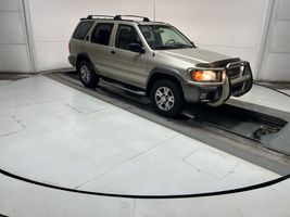 2000 NISSAN Pathfinder