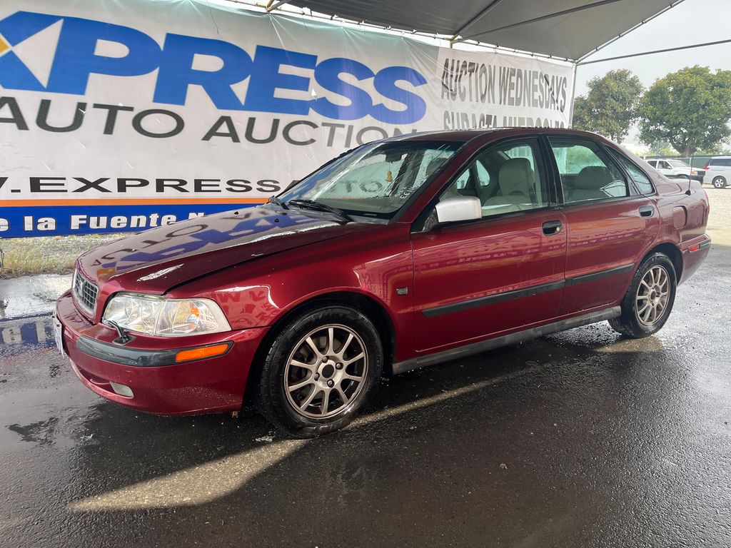 2003 Volvo S40 1