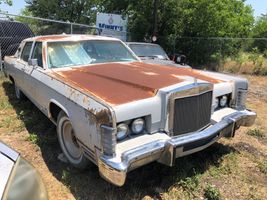 1977 Lincoln Town Car