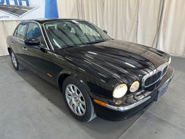 2004 Jaguar XJ