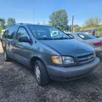 1998 Toyota Sienna