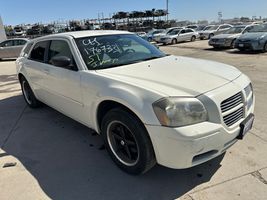 2005 Dodge Magnum
