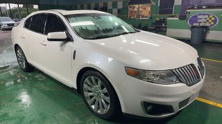 2012 Lincoln MKS
