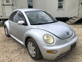2001 VOLKSWAGEN New Beetle