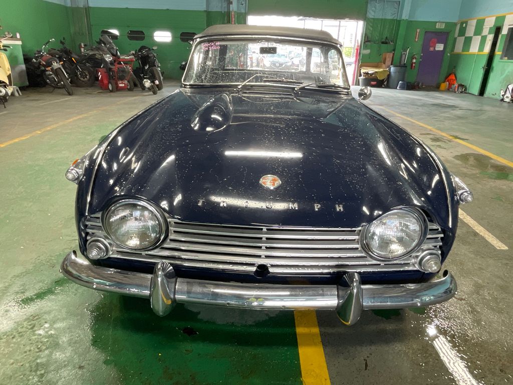 1967 Triumph TR4a 5