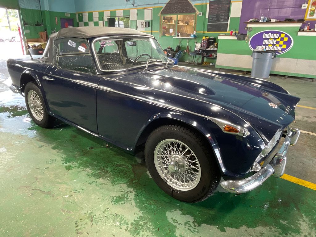 1967 Triumph TR4a 0