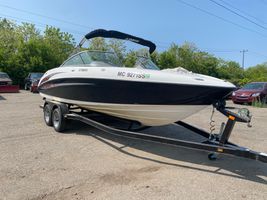 2005 YAMAHA 24 FOOT