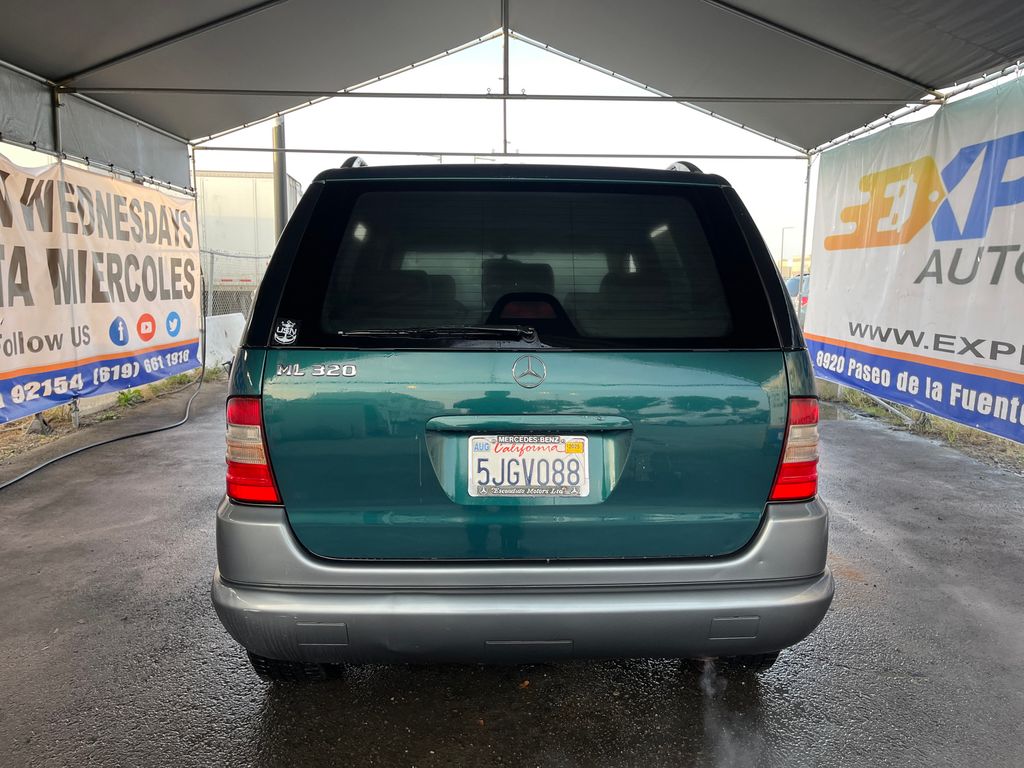 1999 Mercedes-Benz M-Class 6