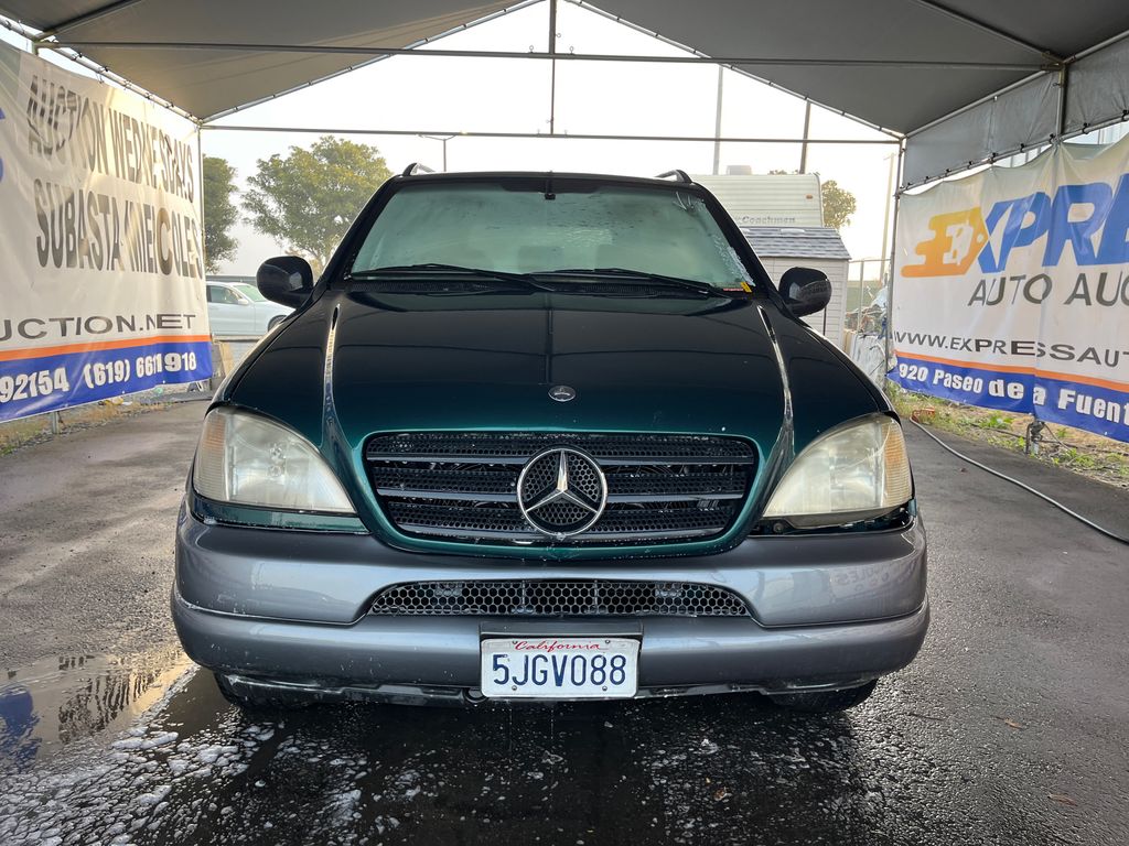 1999 Mercedes-Benz M-Class 5