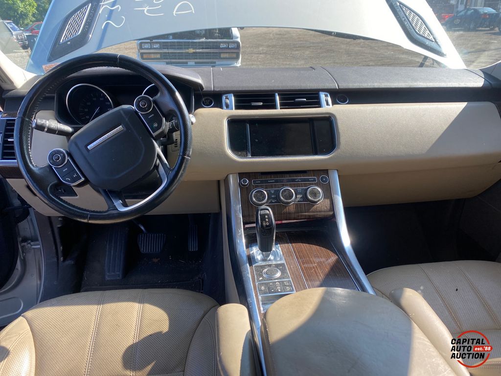 2014 Land Rover Range Rover Sport 10