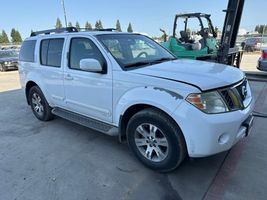 2010 NISSAN Pathfinder