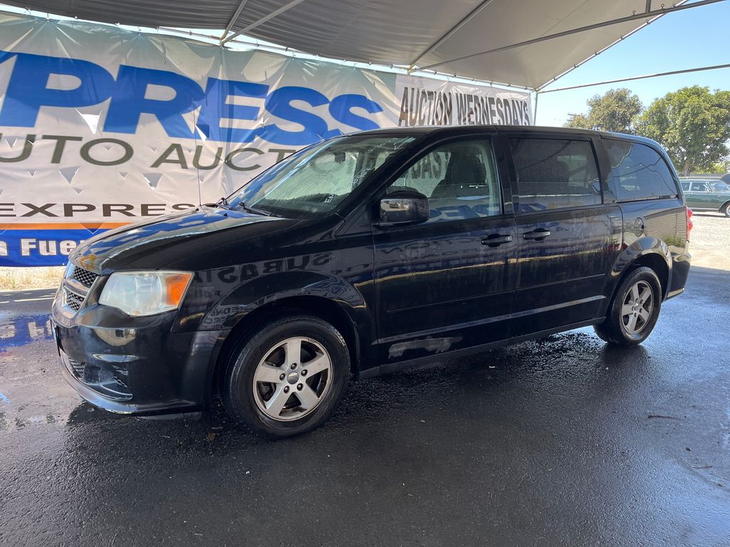 2013 Dodge Grand Caravan 1