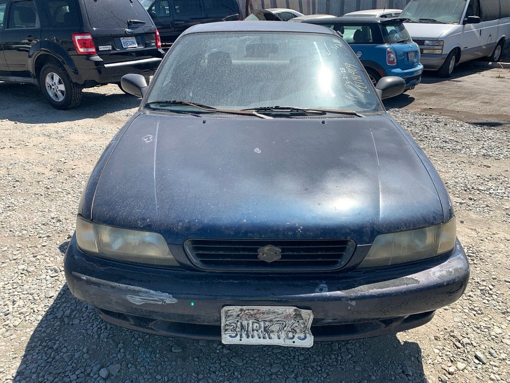 1996 SUZUKI ESTEEM 5