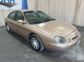 1997 Ford Taurus