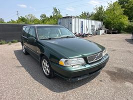 2000 Volvo V70