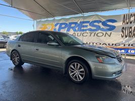 2005 NISSAN Altima