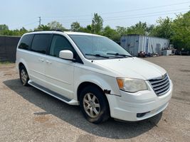 2008 Chrysler Town & Country