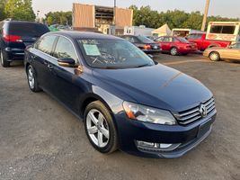 2015 VOLKSWAGEN Passat