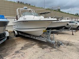 2001 TROPHY BAYLINER