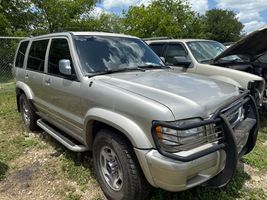 1998 Isuzu Trooper