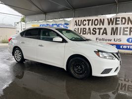 2016 NISSAN Sentra