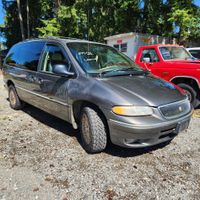1997 Chrysler Town & Country