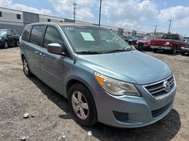 2010 VOLKSWAGEN Routan