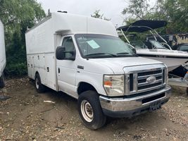 2015 Ford E-350