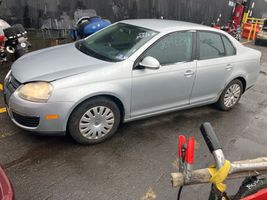 2010 VOLKSWAGEN JETTA