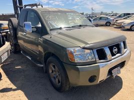 2005 NISSAN Titan