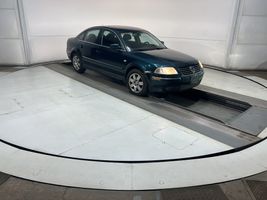 2001 VOLKSWAGEN NEW PASSAT