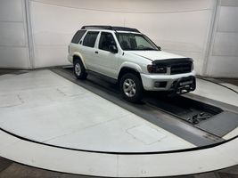 2003 NISSAN Pathfinder