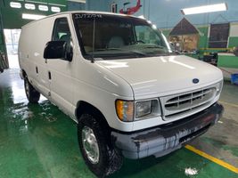 2002 Ford E250 Vans